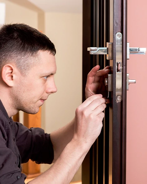 : Professional Locksmith For Commercial And Residential Locksmith Services in La Habra, CA